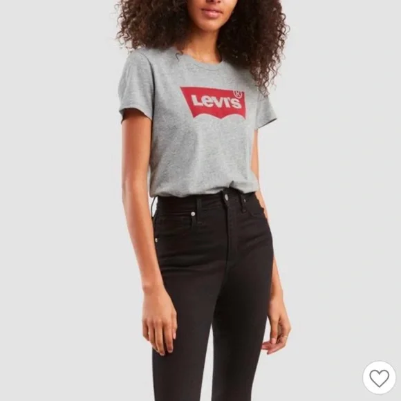 Levi’s top - Picture 1 of 2